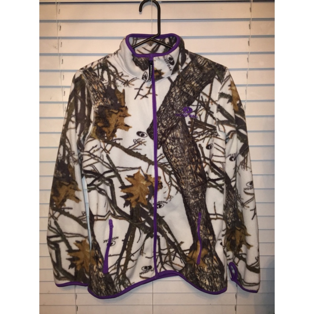 Mossy Oak fuzzy zip up